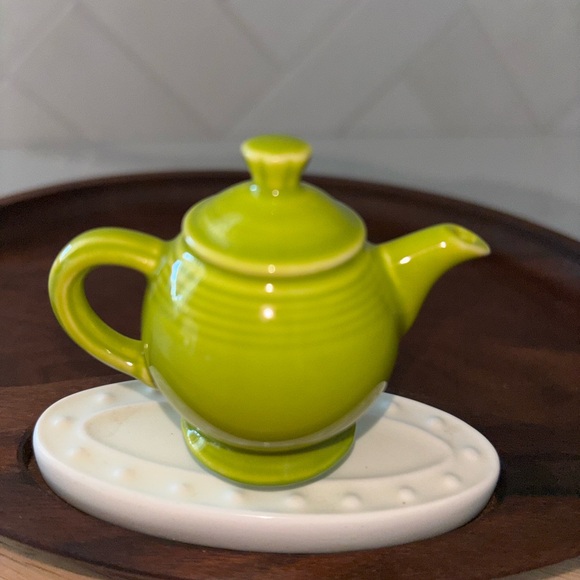 Nora Fleming FIESTA Mini ONLY Green Tea Pot from Peony Bread Tray NEW - Picture 2 of 6